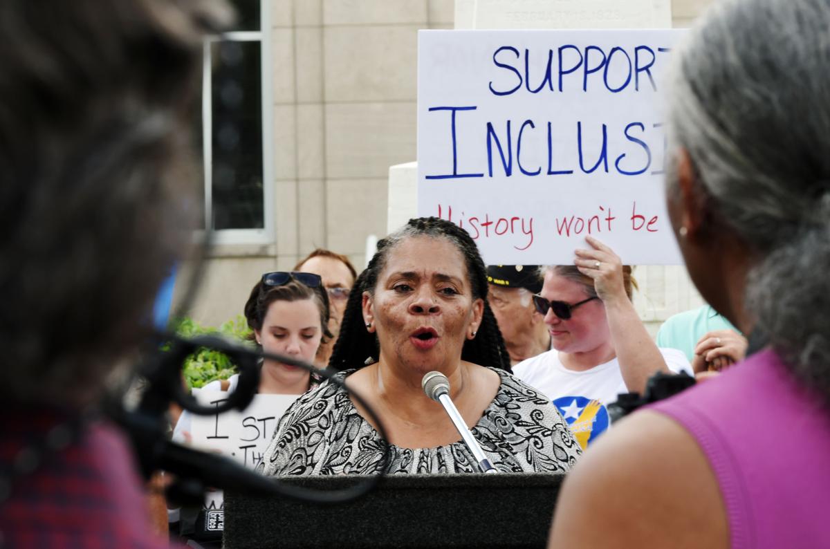 ACA.moutonstatue14.082417