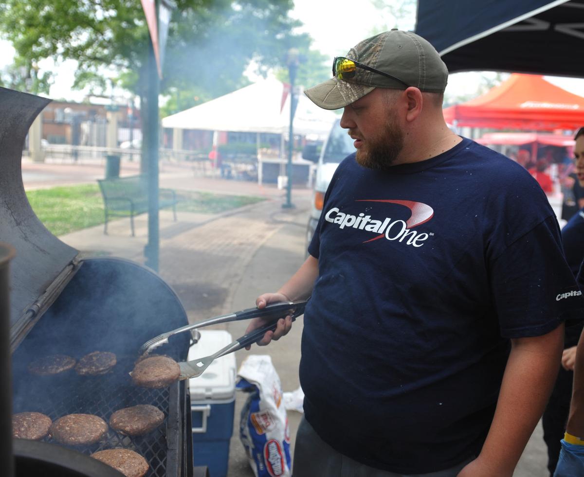 ACA.burgercookoff008.042117.jpg