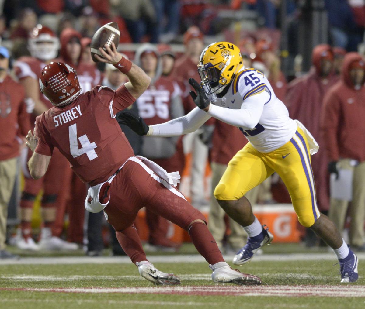 lsuarkansasfootball.111118_HS_1758