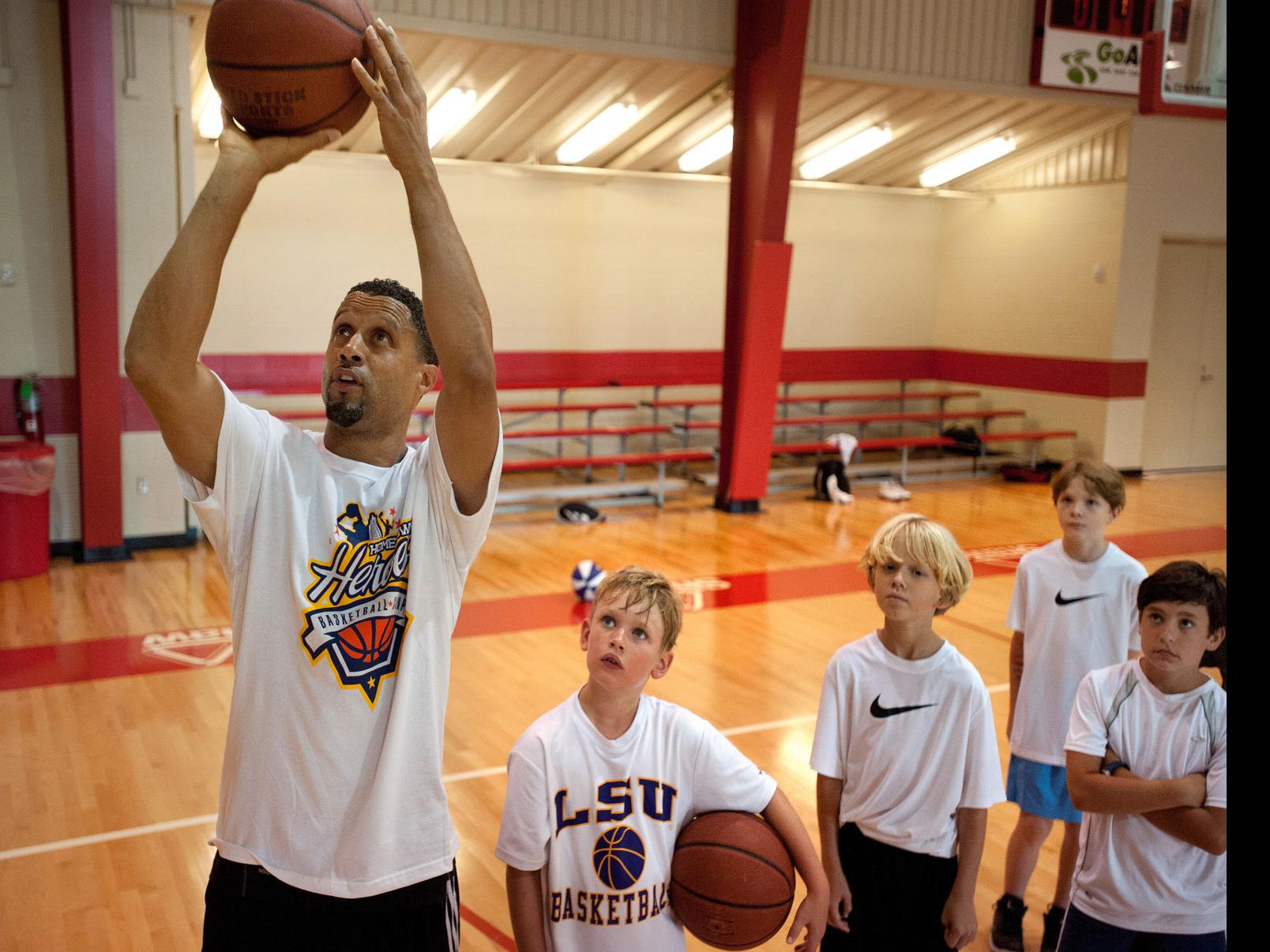 Mahmoud Abdul Rauf Will Have His Jersey Retired By Lsu And It S