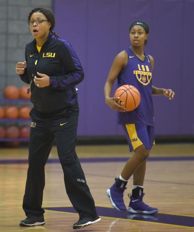 Lsu Tries To Turn Youth Into An Advantage As Lady Tigers Open