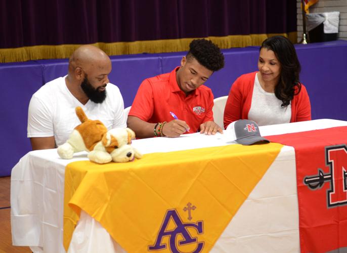 Ascension Catholic football Jai Williams.jpg