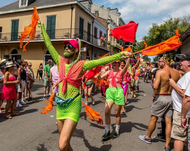 Photos Colorful crowd takes to New Orleans streets for Southern