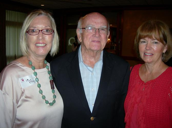 Fete Be Sure to Wear Some Flowers in Your Hair Entertainment/Life