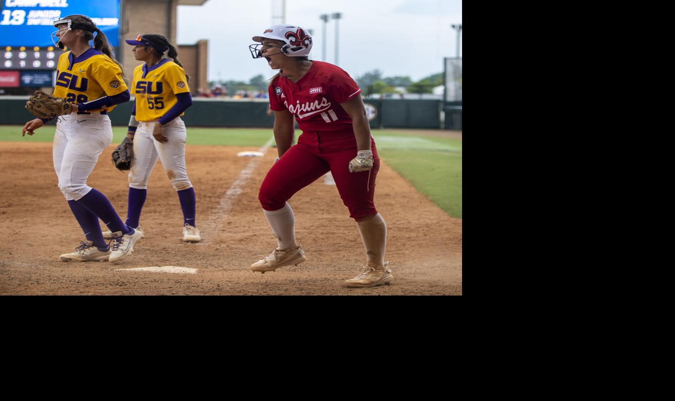 LSU Softball: Tigers split Day 2 at LSU/ULL Crossover