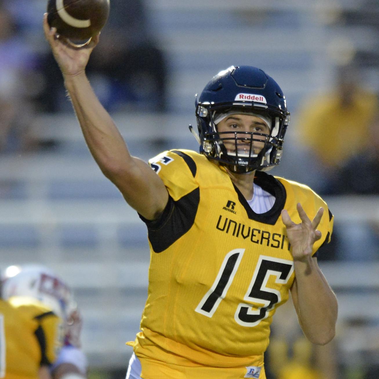 Want A Feel Good Story U High Quarterback John Gordon Mckernan Has One To Pass On High School Sports Theadvocate Com