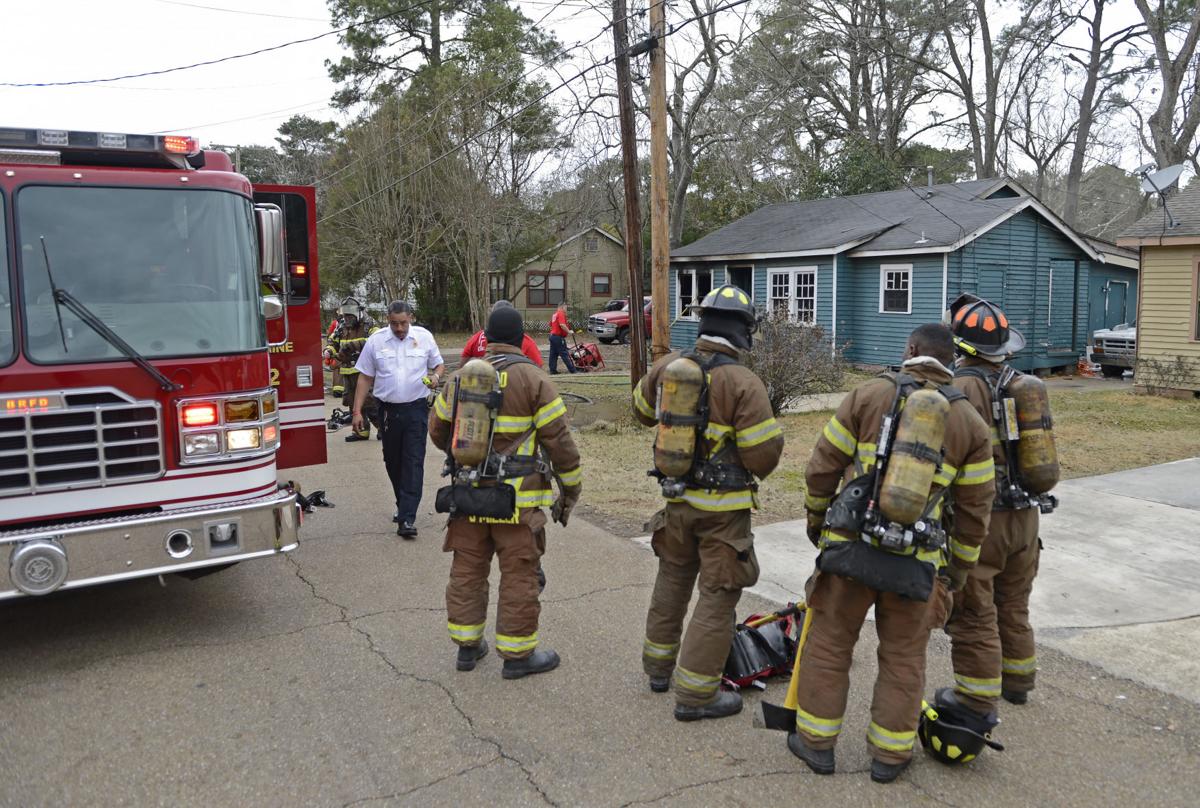 Video Smoke billows from home that caught fire Wednesday afternoon Crime/Police