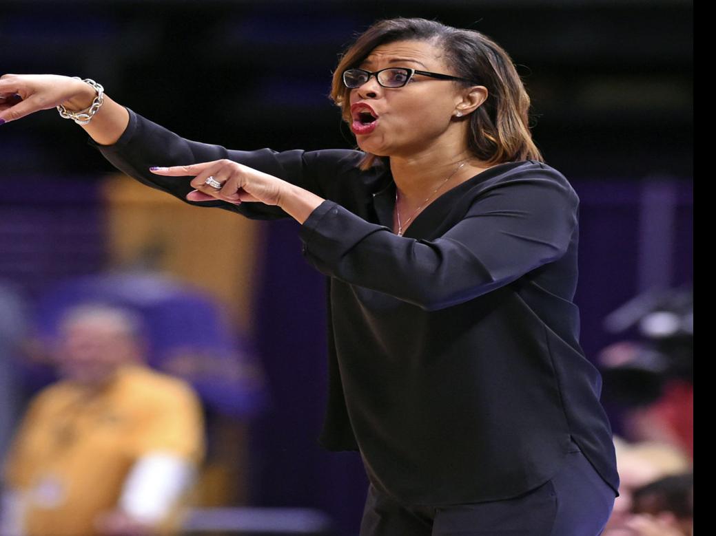 Fargas leaves as LSU women's basketball coach amid speculation Kim