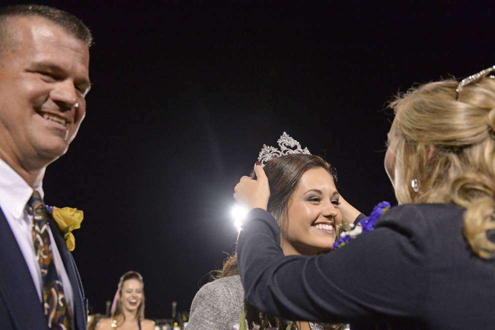DSHS hosts Live Oak for homecoming _lowres