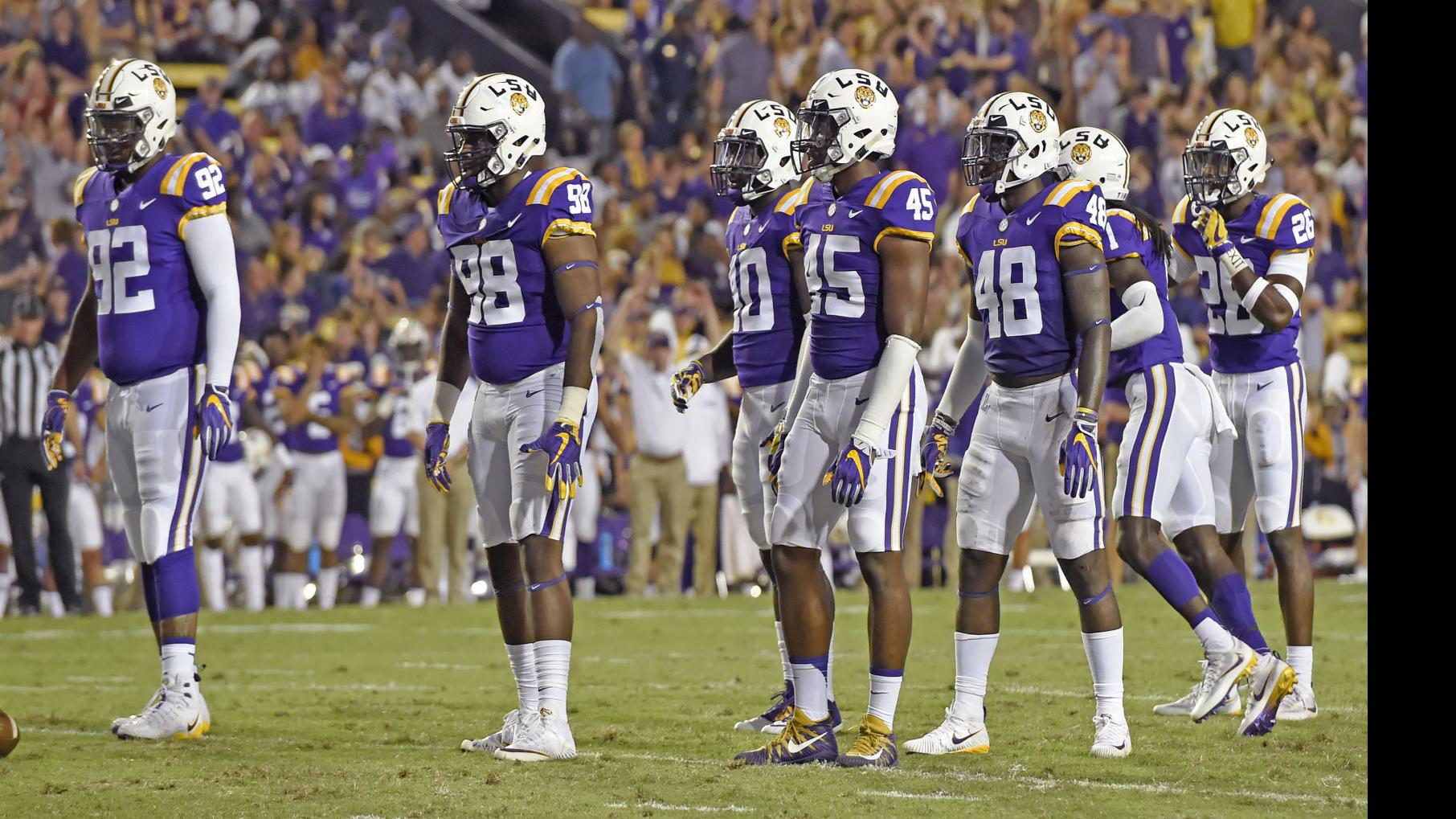 Dondre Clark Joins List Of Lsu Players Not Dressed Out For