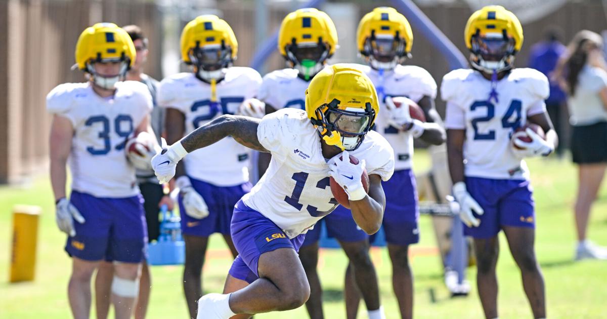 From asthma to all-star, LSU’s overlooked RB transfer has a history of exceeding expectations