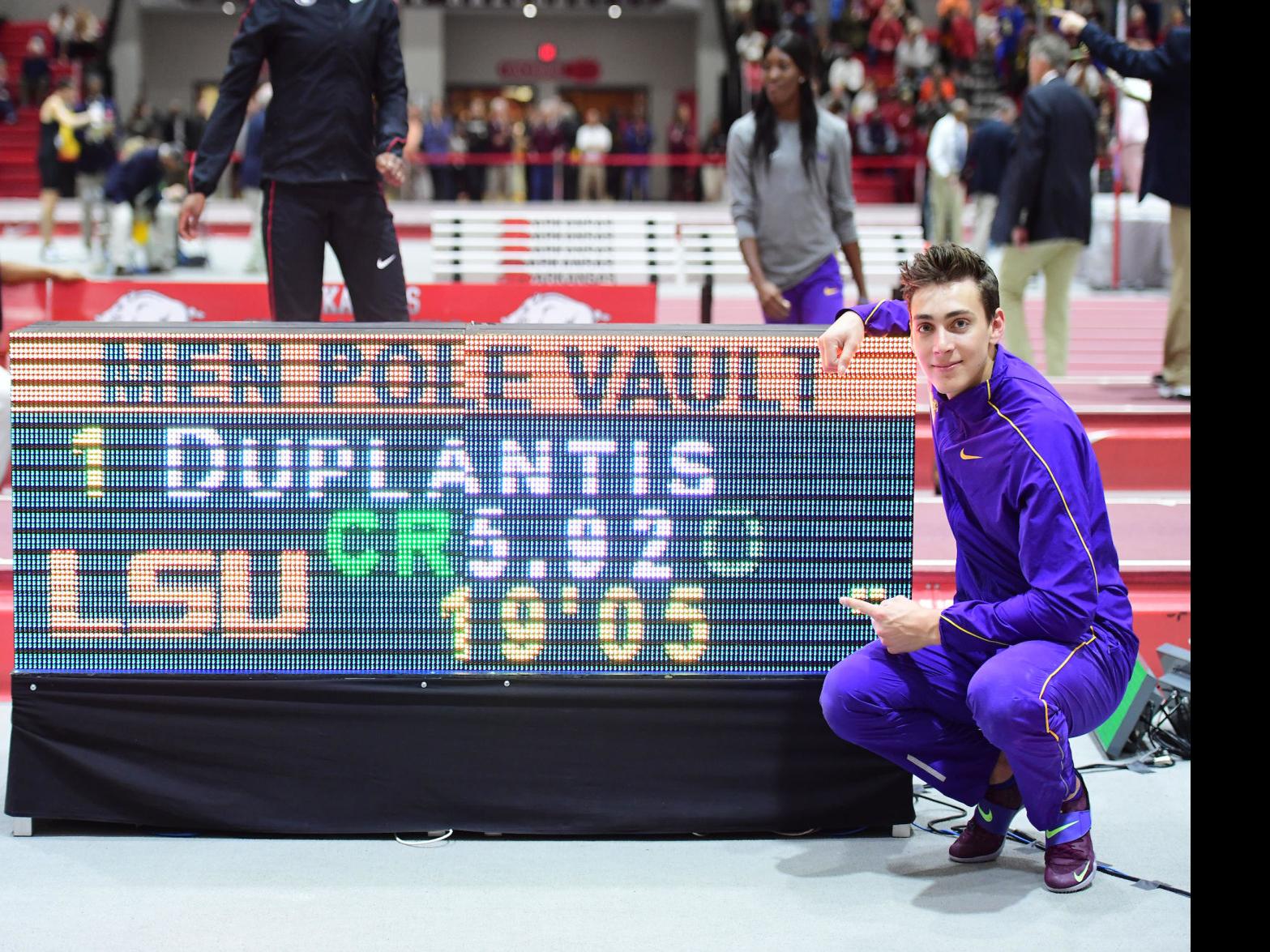 Duplantis Does It Mondo Sets Collegiate Pole Vault Mark With Leap Of 19 5 For Lsu At Sec Indoor Sports Theadvocate Com