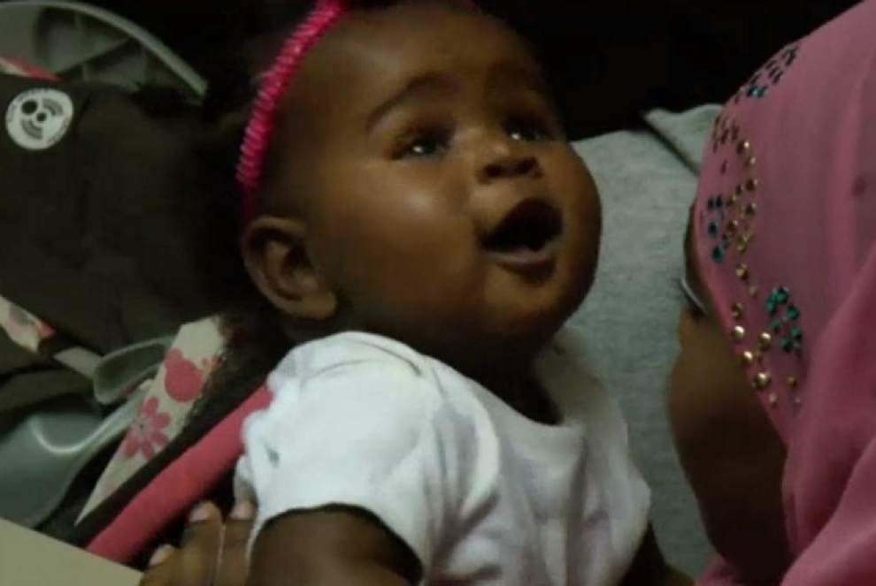 Group encourages black moms to breastfeed _lowres