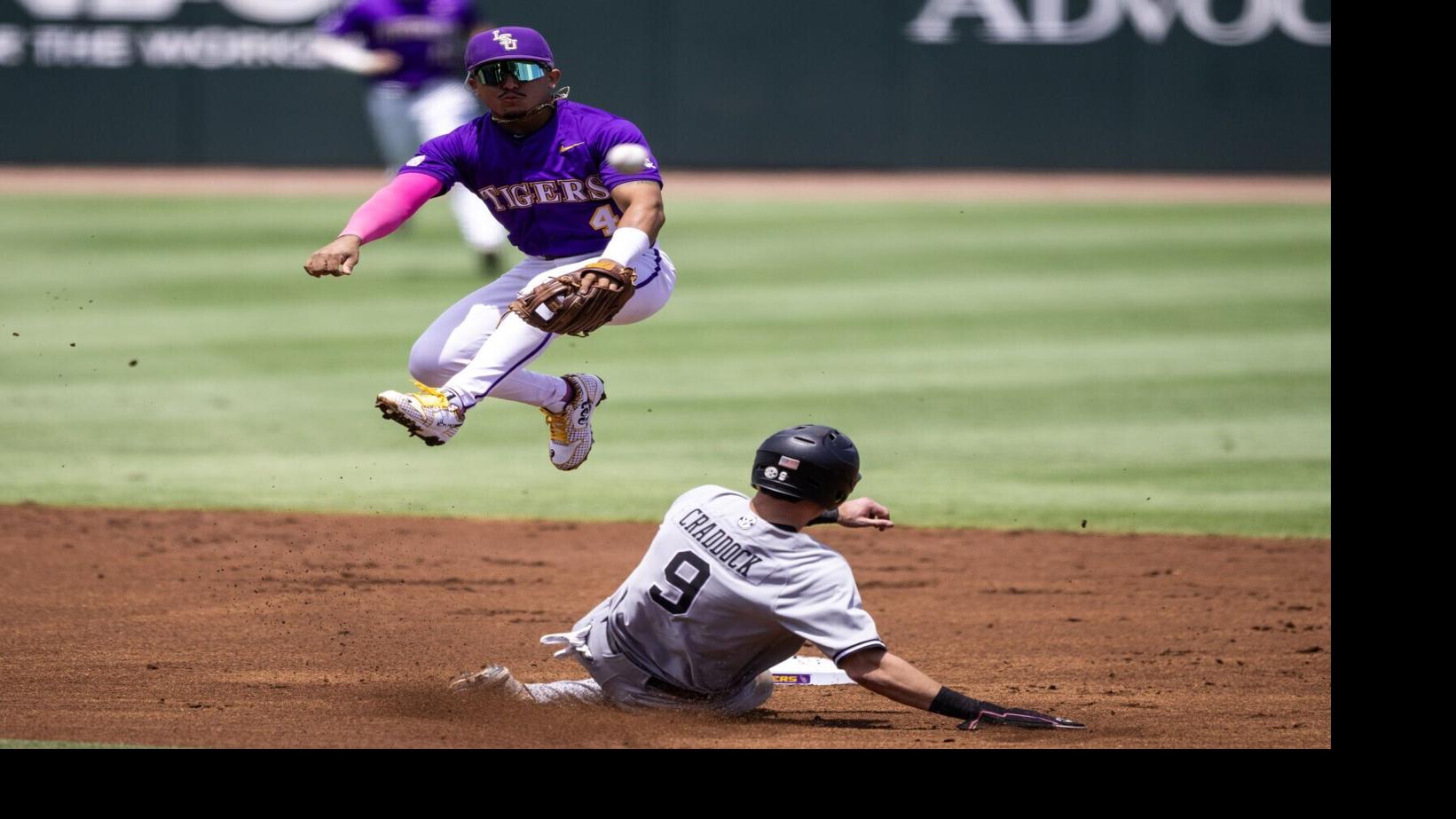 Another lengthy start for LSU pitching guides Tigers past South Carolina Sunday for sweep