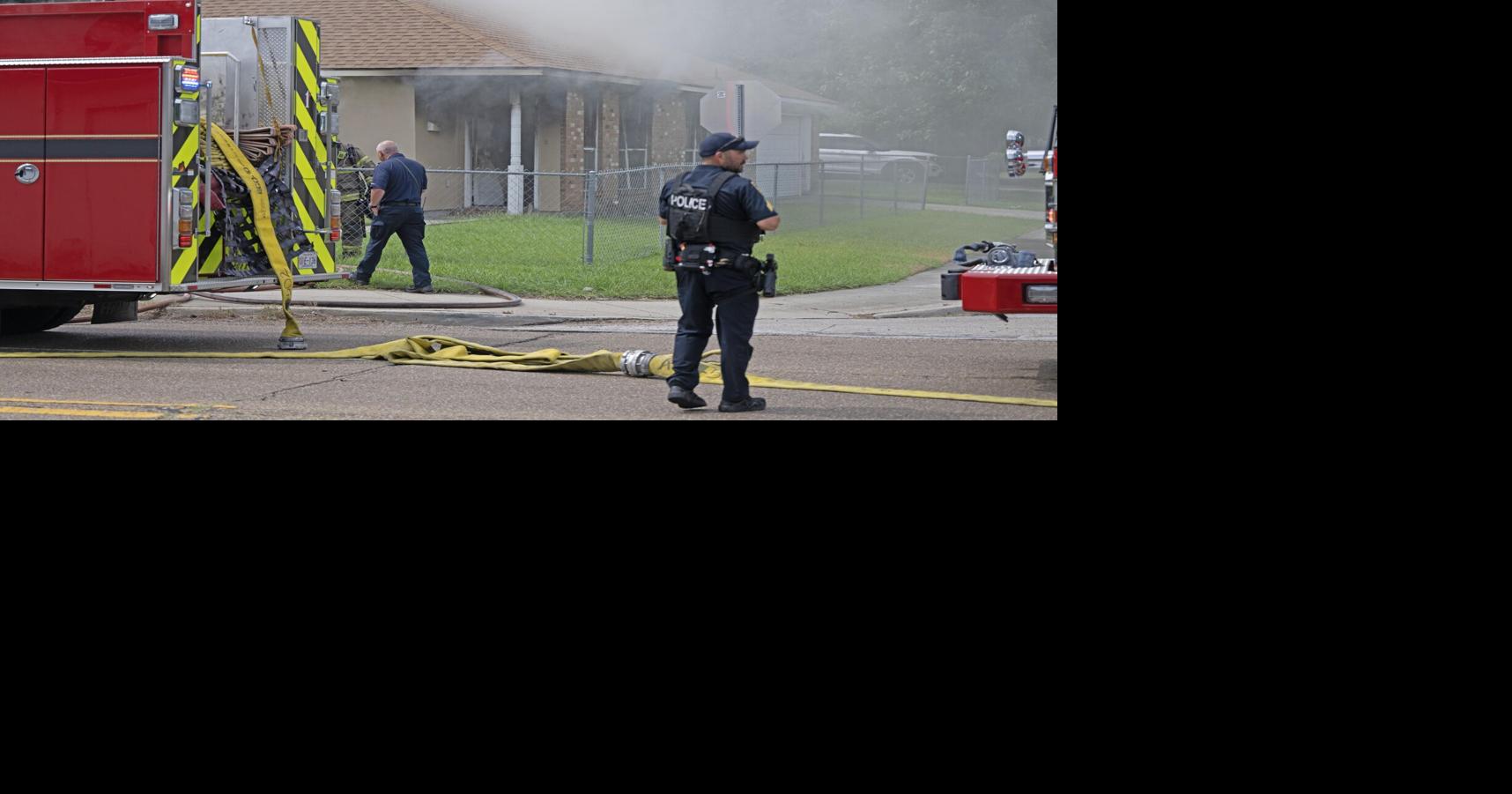 Photos: Crews battle house fire Friday in Baton Rouge | | theadvocate.com
