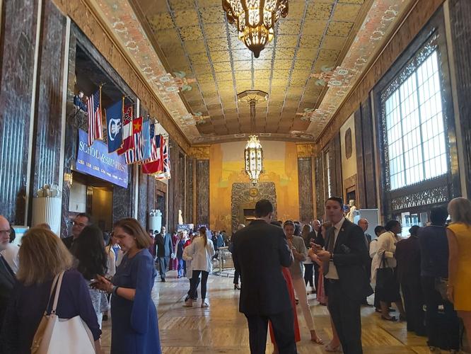 BR Bucket List the legislature in session Entertainment/Life