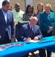 New Orleans Mayor Mitch Landrieu unveils plan to cut carbon emissions in half by 2030
