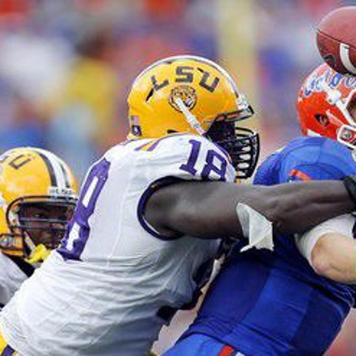 Ed Orgeron Hires Former Lsu Players Bennie Logan Eddie Boo