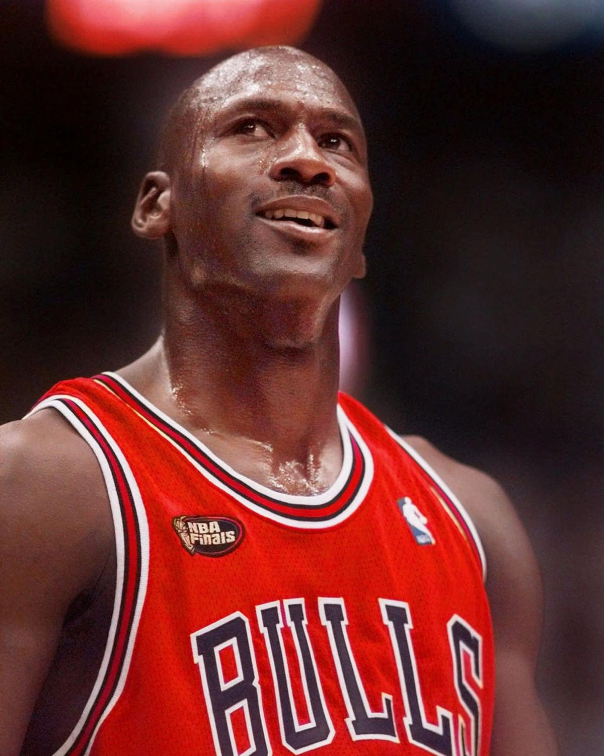 Kim Mulkey And Michael Jordan How Lsu S Coach Landed Nba Legend As Hall Of Fame Presenter Lsu Theadvocate Com