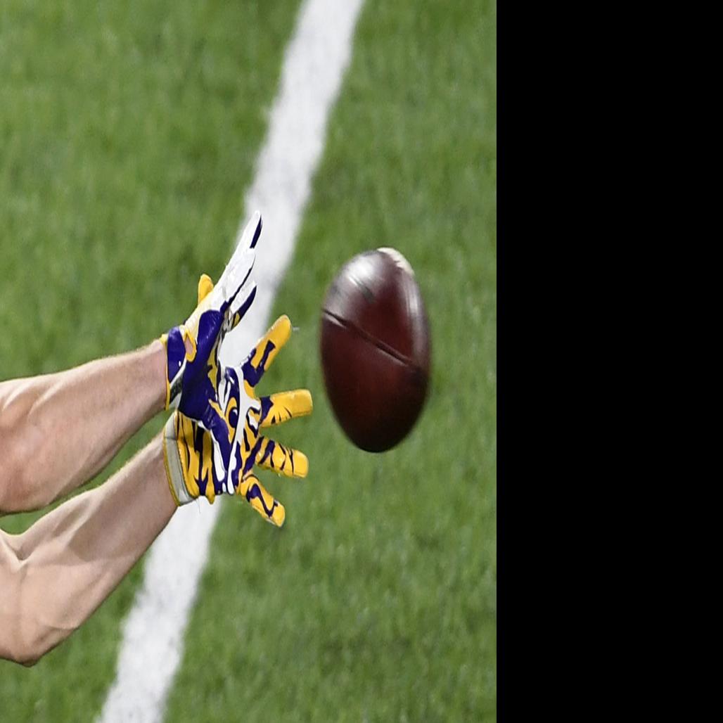 Former Lsu Tight End Foster Moreau Drafted By Oakland