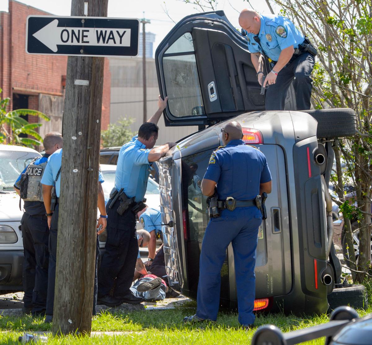 Kenner police Man arrested after highspeed chase ends with flipped