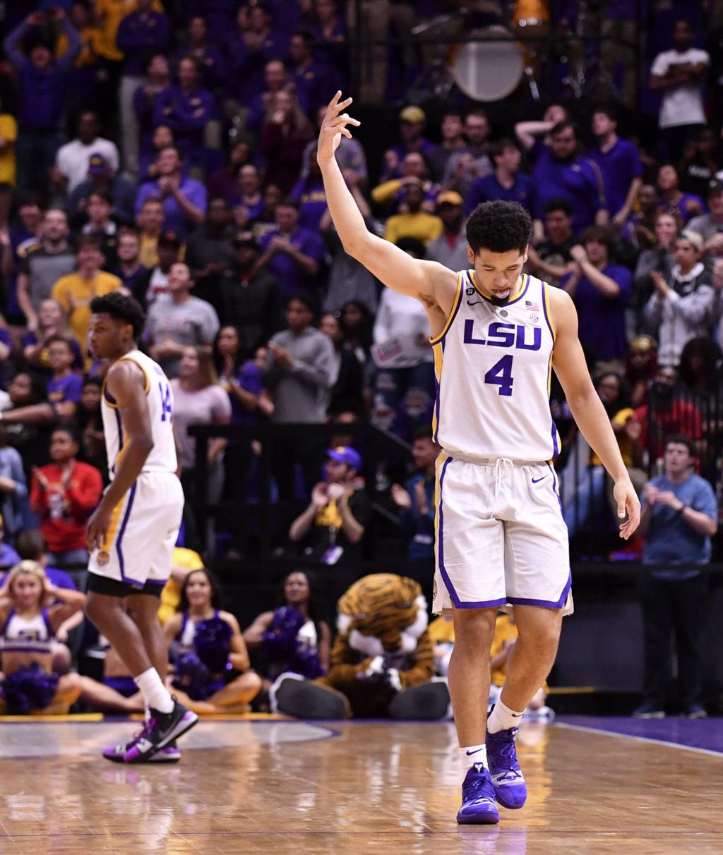 Lsu Athletics Brought In 145 Million In 2017 18 See Details Of