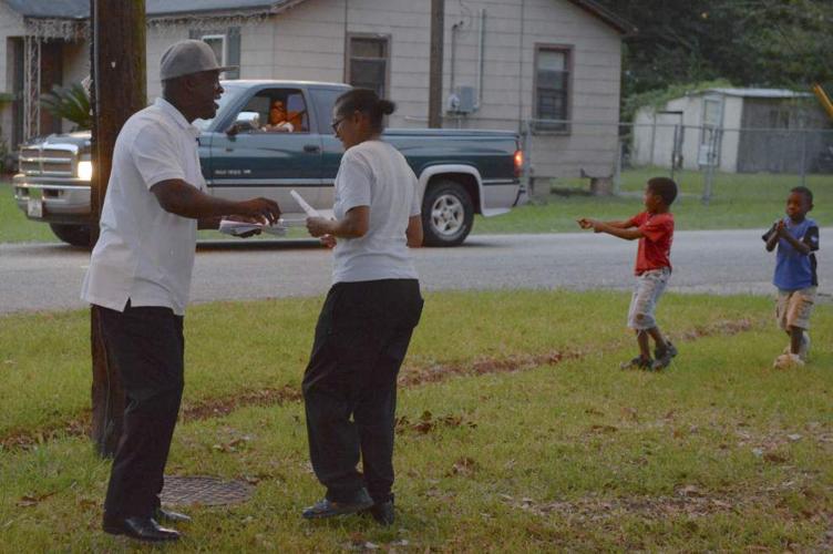 March calls attention to crime problem in Glen Oaks West News