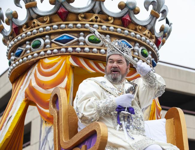 King Gabriel kicks off Mardi Gras parades in Lafayette | Entertainment