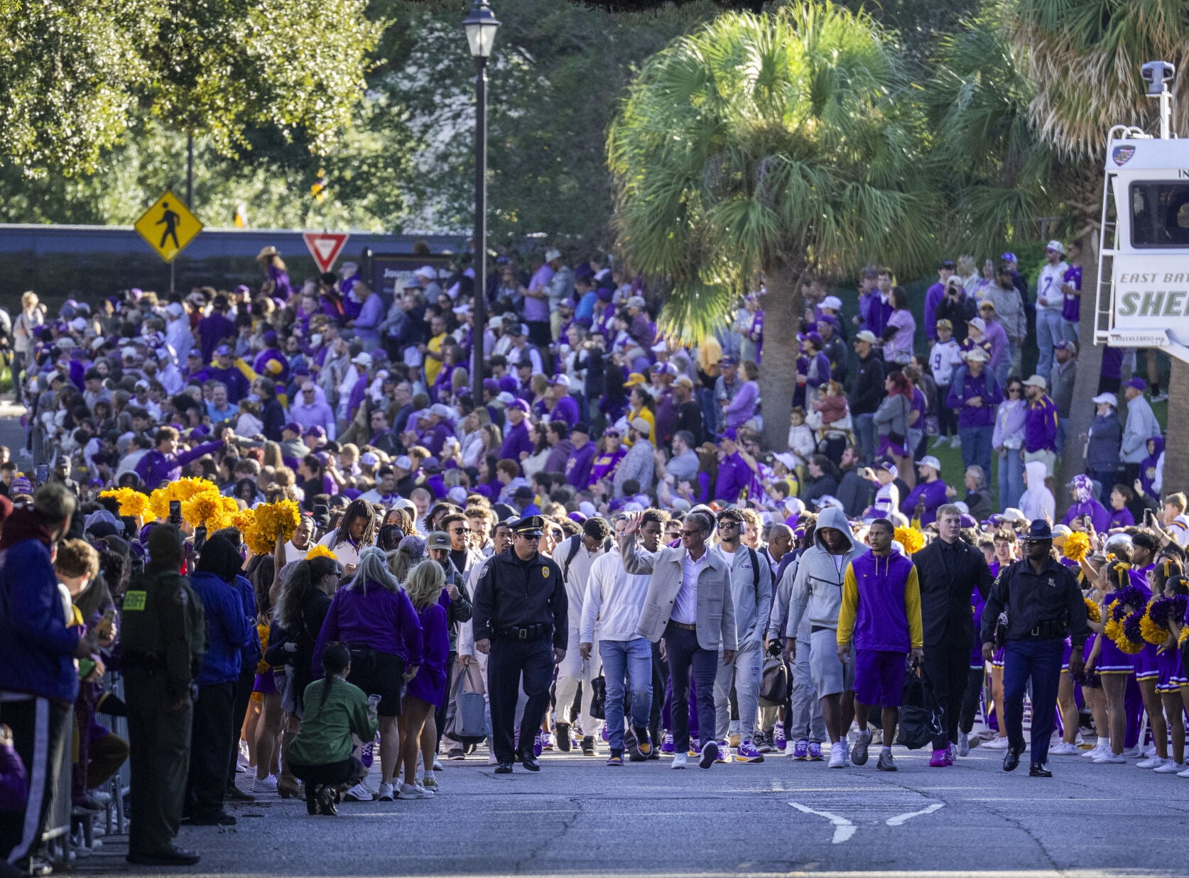 NO.lsumissstate.101826_9606 MJ.JPG