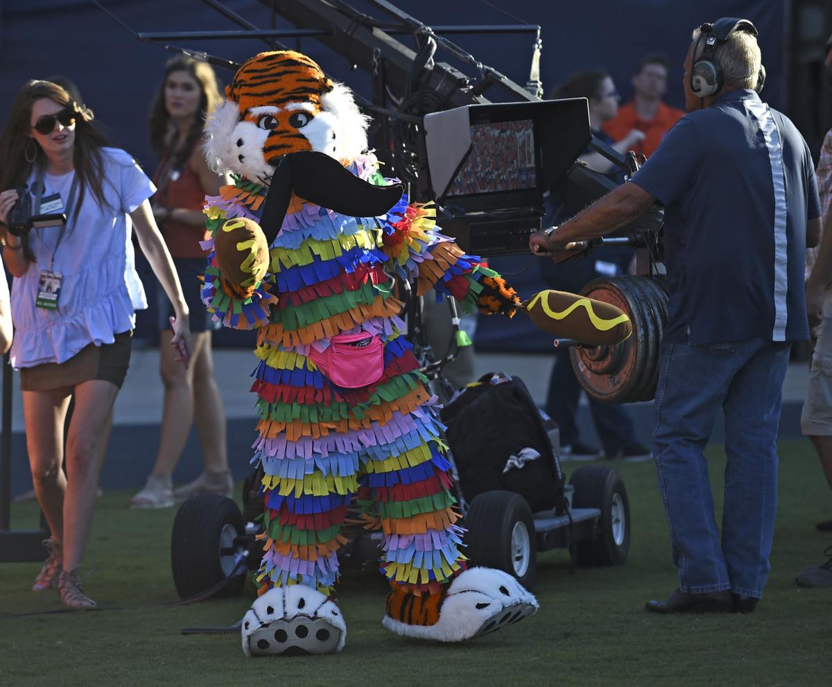 lsuauburnfootball.091618_HS_2869