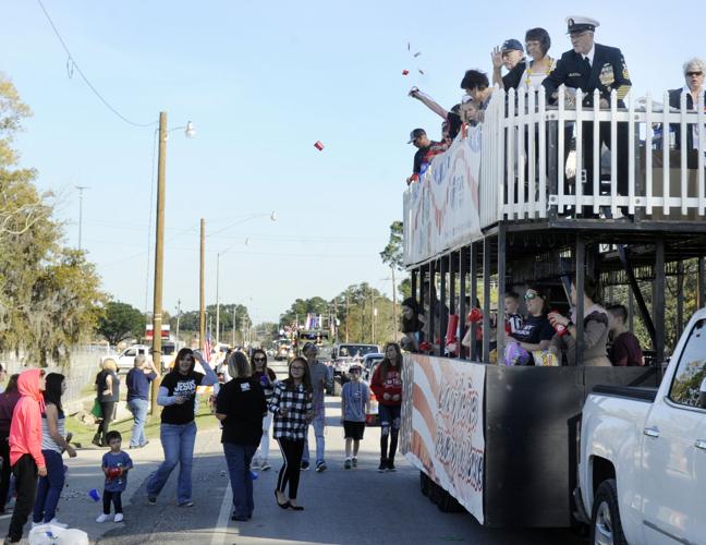 Ascension Veterans Associations parade rolls through Gonzales