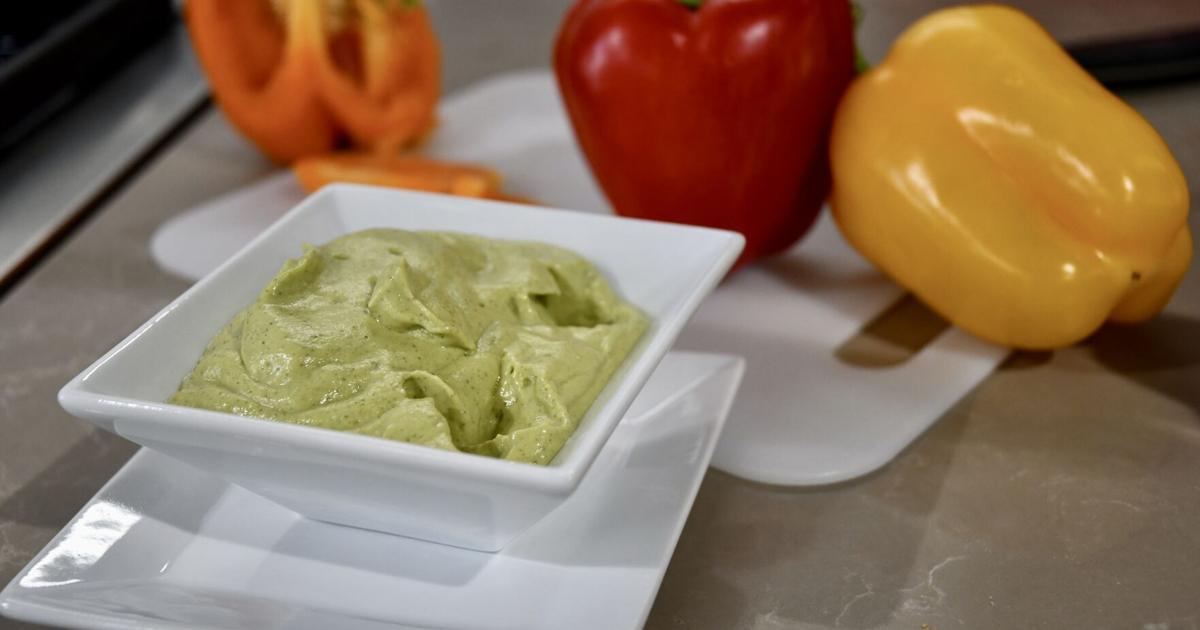 At the table: Move over chickpeas: Zucchini hummus is a game changer