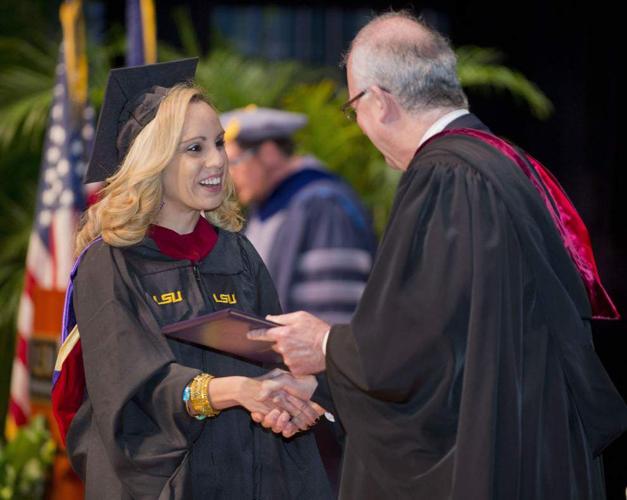 Photos Lsu Manship School Of Mass Communication Graduation News 