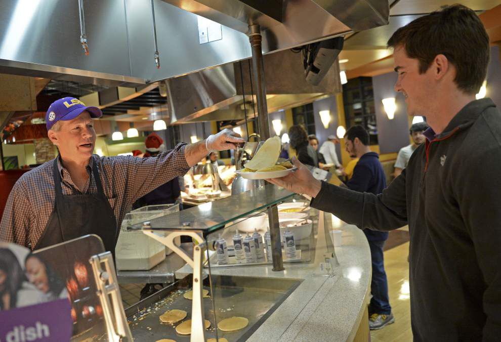 Photos: LSU Finals Week Presidential Pancake Breakfast _lowres