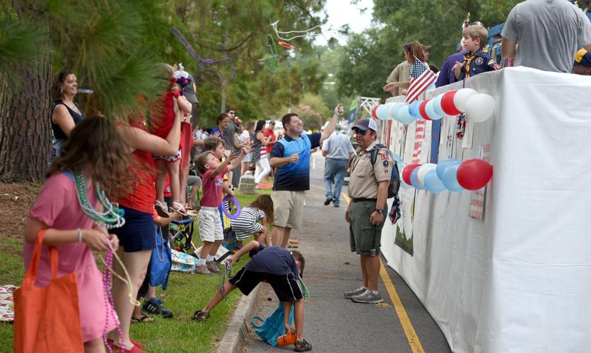 Kenilworth celebrates with Fourth with 44th annual parade Mid City