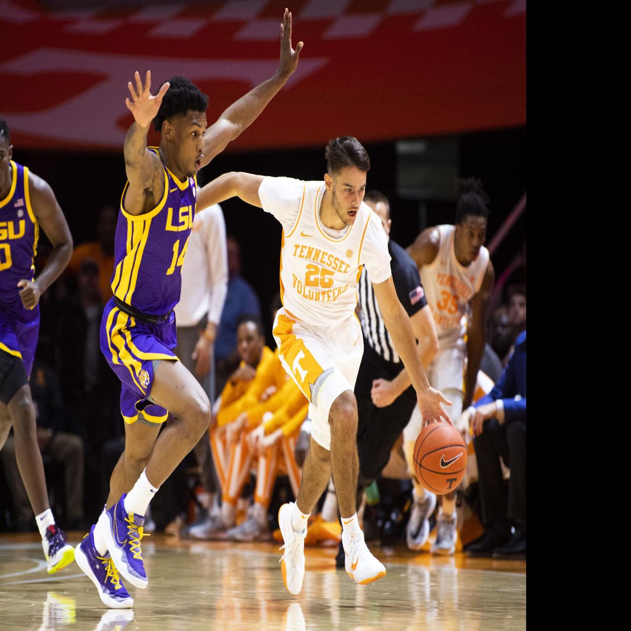 Javonte Smart S 21 Points Lead Lsu Basketball Team To Win Over Tennessee In Sec Opener Lsu Theadvocate Com