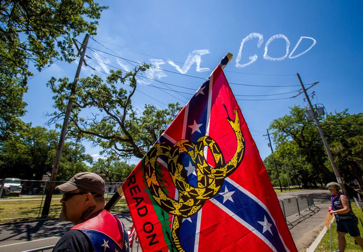 NO.takedownsecondline.050817.4217.jpg