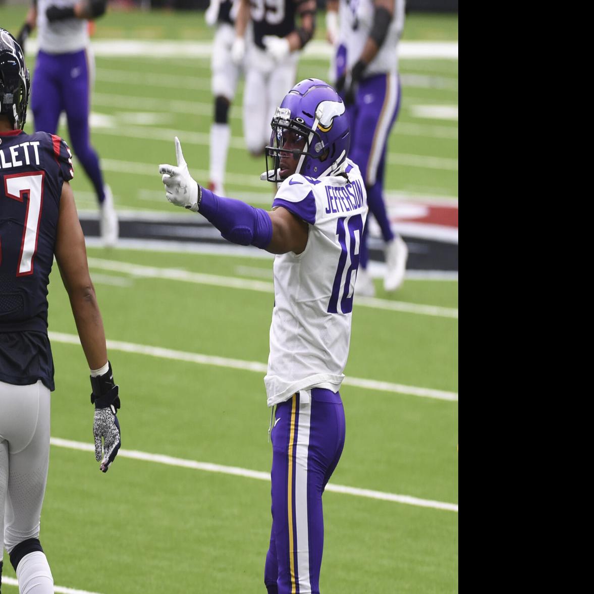 Cook has 2 TDs as Vikings get 1st win, 31-23 over Texans