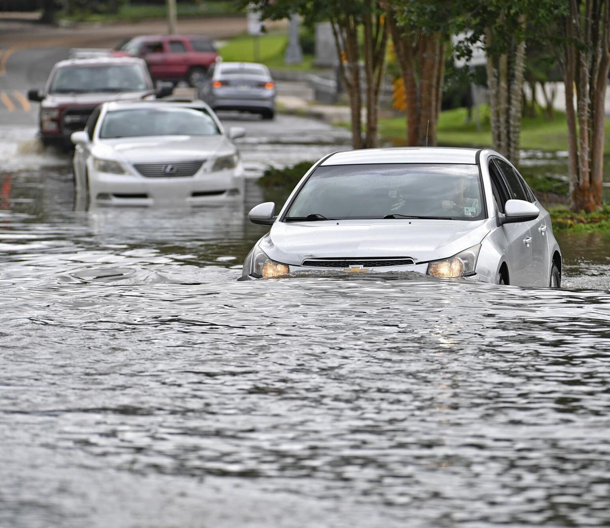 Trash Can Floated Away And Missing After The Flood East Baton Rouge Parish Residents Call 311 News Theadvocate Com