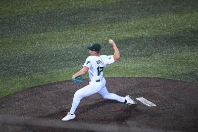 Kaleb Roper Rummel Kaleb Roper masterful on mound in 6-2 win for Tulane in series opener v ...