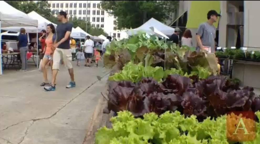 Video: A day at the Red Stick Farmers' Market _lowres