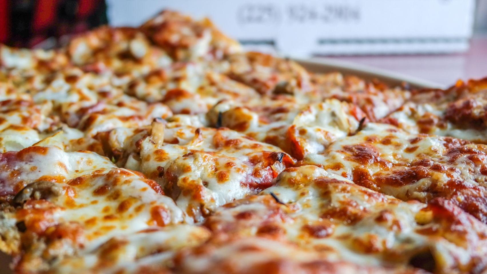 After Drooling Over Some Of Baton Rouge S Best Slices Who Wants Pizza Entertainment Life Theadvocate Com