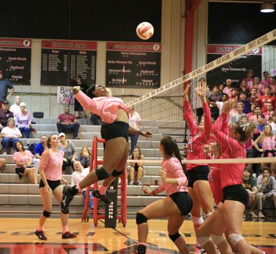 Shadow Drill Defense To Offense To Defense Coaching Volleyball Volleyball Drills Drill