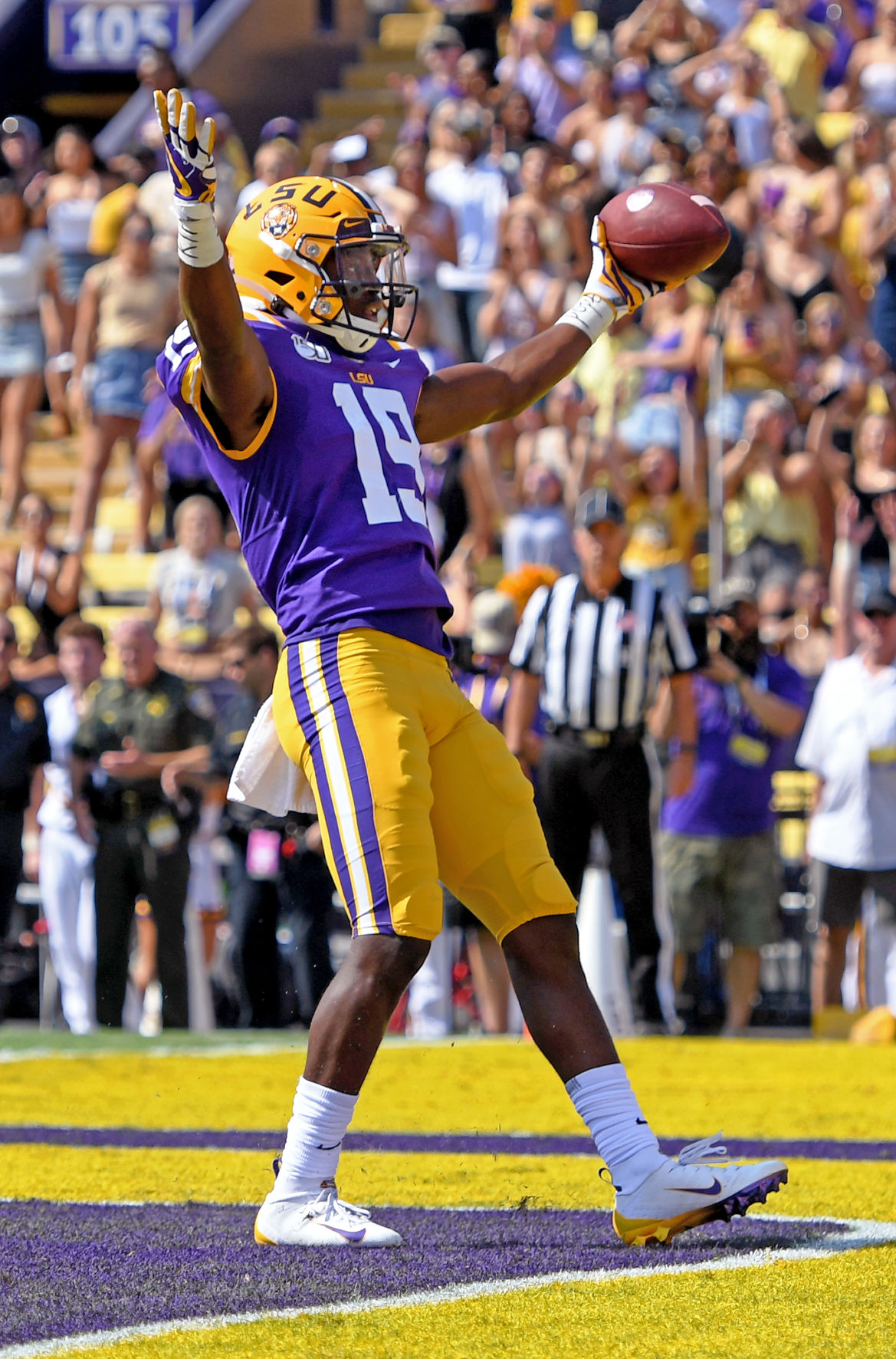 BR.lsuutahstatemain1651.100619 bf.jpg