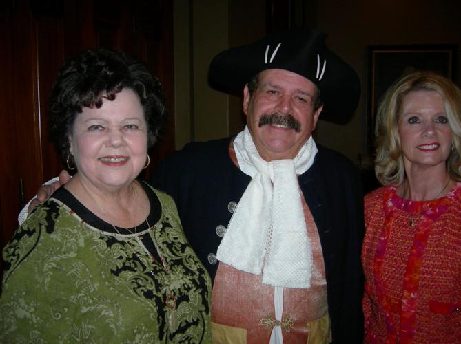 Fete Be Sure to Wear Some Flowers in Your Hair Entertainment/Life