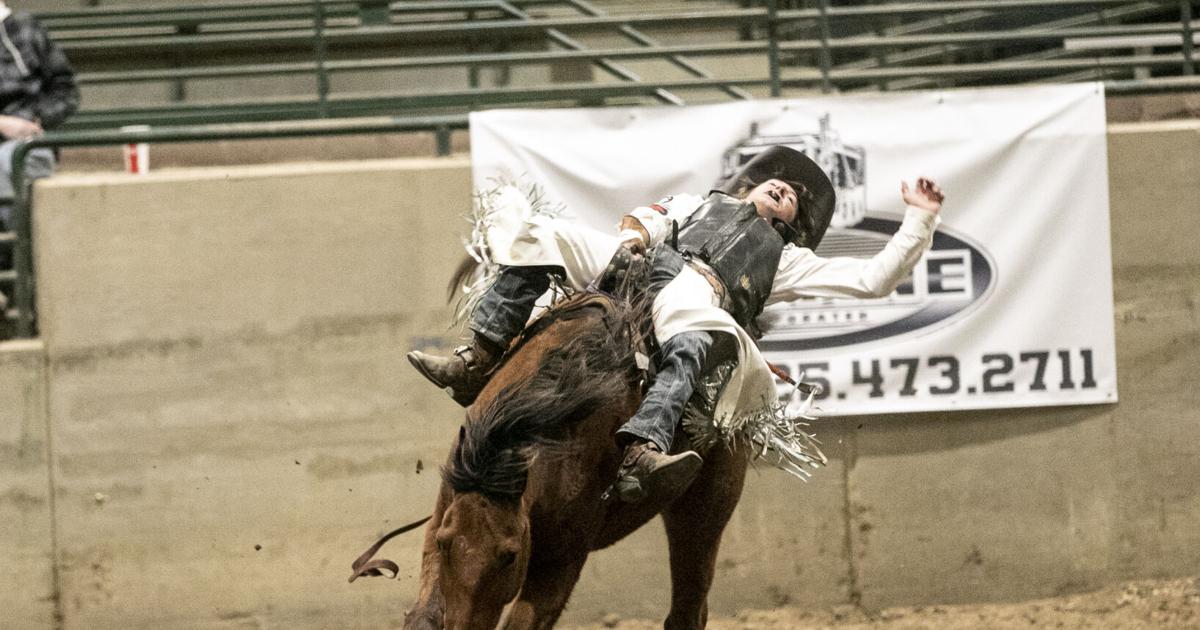 Ropers, riders hit the arena dirt for the Southeast Louisiana High ...
