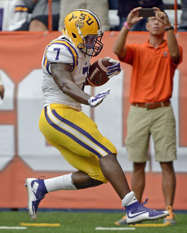 Former LSU Running Back Leonard Fournette Changes Jersey to No. 7 - Sports  Illustrated LSU Tigers News, Analysis and More.