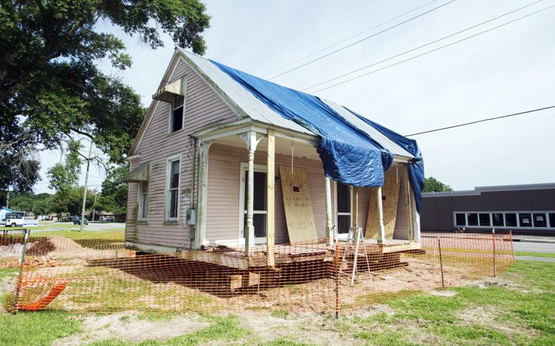 Old Cajun home to be restored, converted into Carencro visitors center