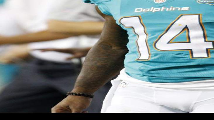 New contract or not, Jarvis Landry is adding fans, gaining fame