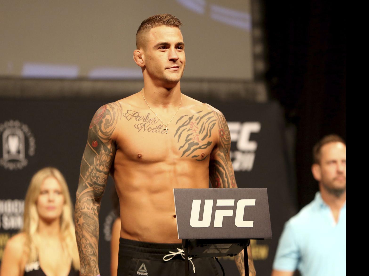 Lafayette Native Dustin Poirier Wins Unanimous Decision Over Dan Hooker In Ufc Thriller Sports Theadvocate Com Dustin poirier estimated net worth, biography, age, height, dating, relationship records, salary, income, cars, lifestyles & many more details have been updated below. lafayette native dustin poirier wins